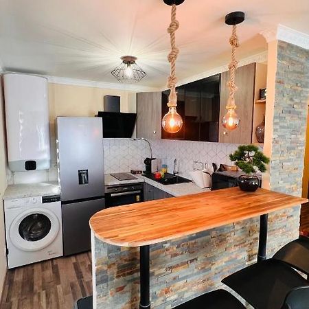 Appartement Pluton à Montpellier Extérieur photo