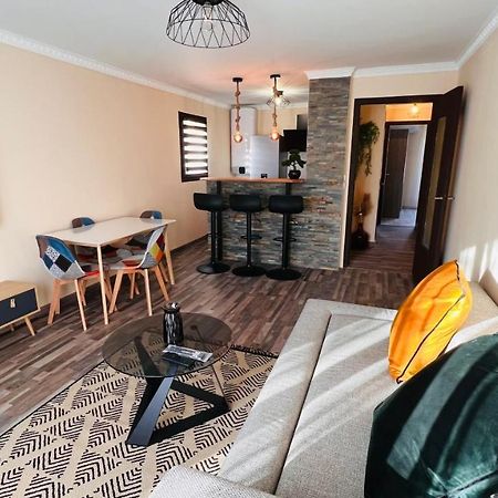 Appartement Pluton à Montpellier Extérieur photo